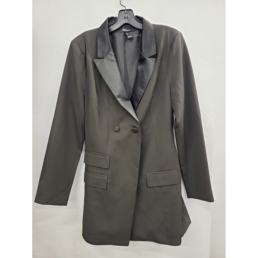 Revamped Black Black Tuxedo Blazer Size Large Cute Back Chain